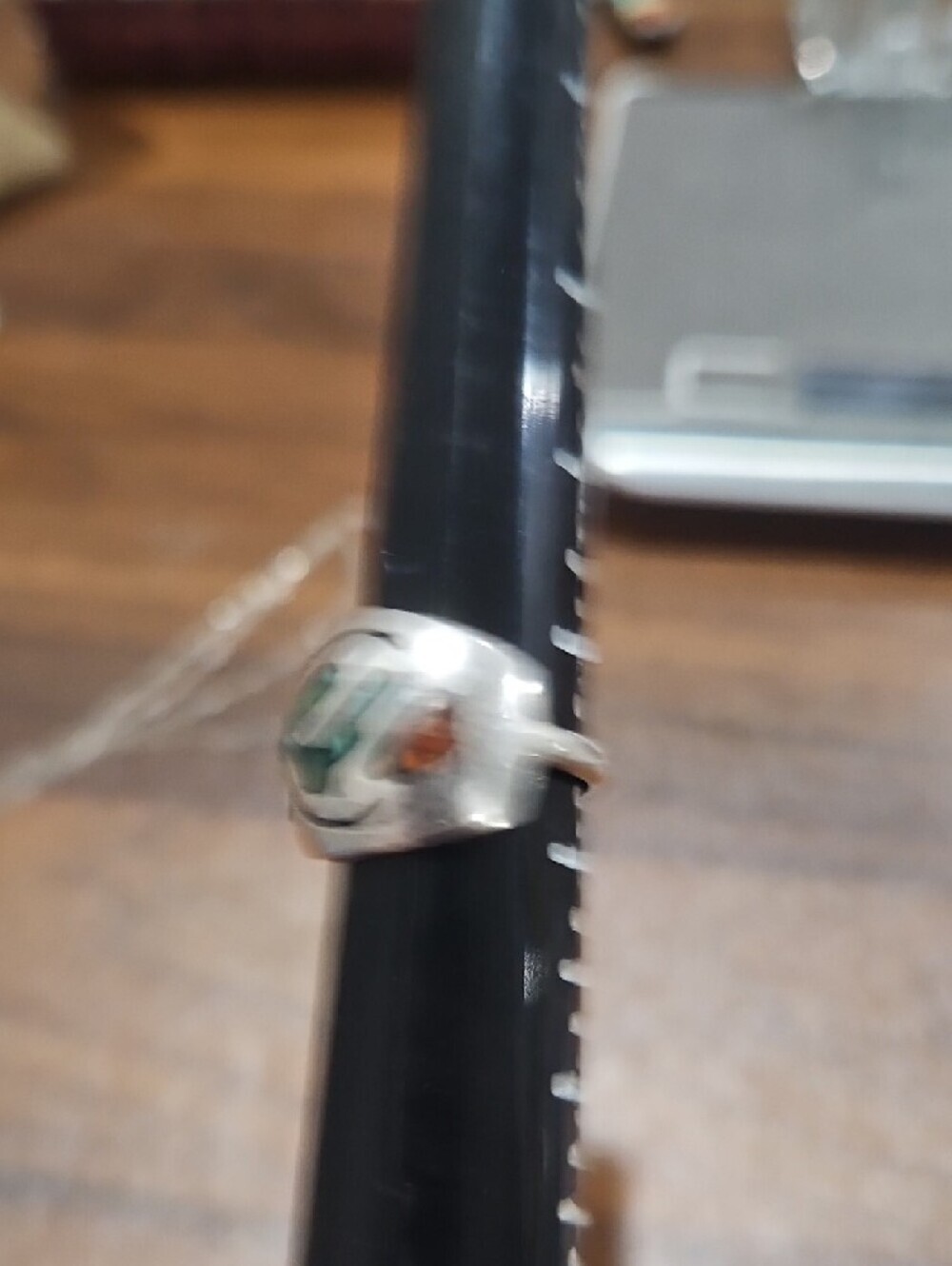Vintage Navajo Sterling Silver Turquoise & Coral Inlay Ring - Picture 3 of 8